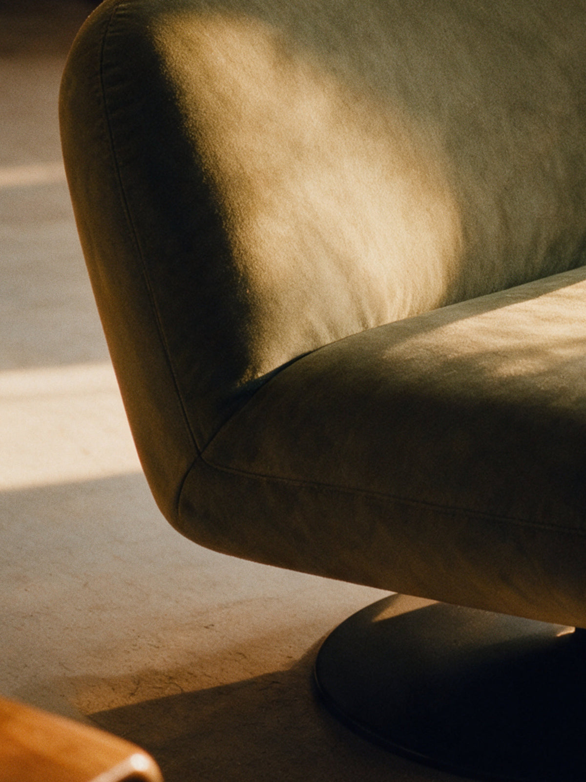 Lennon Armchair-8